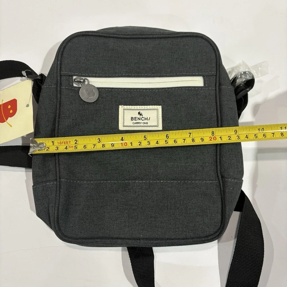 Bench Unisex Crossbody Shoulder Bag Gray Black NWT Travel Zip 10